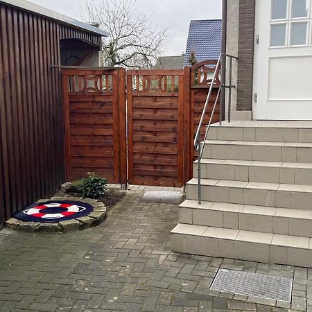 Ferienwohnung Mit Warnowblick Rostock Exterior foto