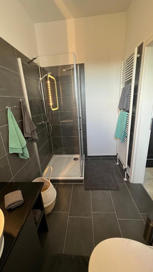Ferienwohnung Mit Warnowblick Rostock Exterior foto